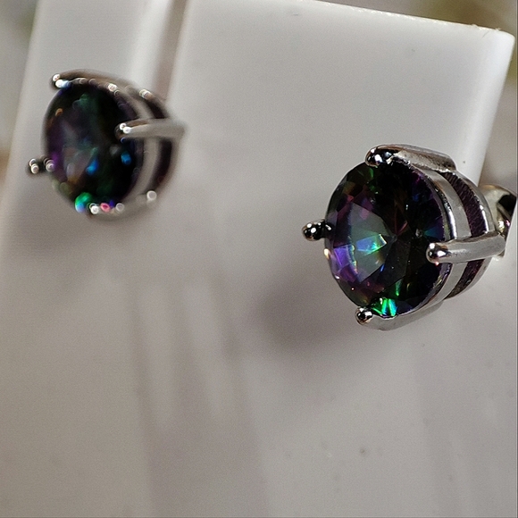 Mystic Topaz Purple Blue Green Rainbow Big Stud Pierced Silver Tone Earrings NEW - Picture 5 of 8